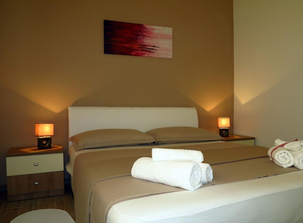 Apartments Rotiroti Zadar Habitación foto