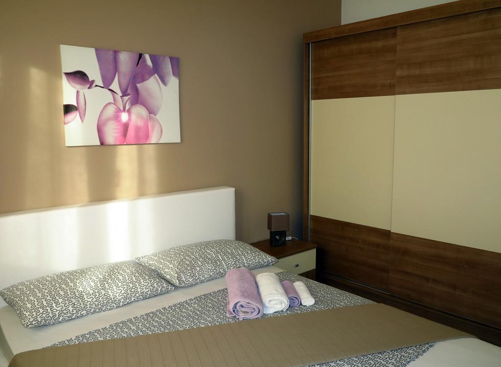 Apartments Rotiroti Zadar Habitación foto